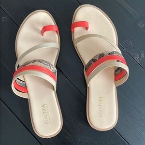 KENNETH COLE REACTION Sandal